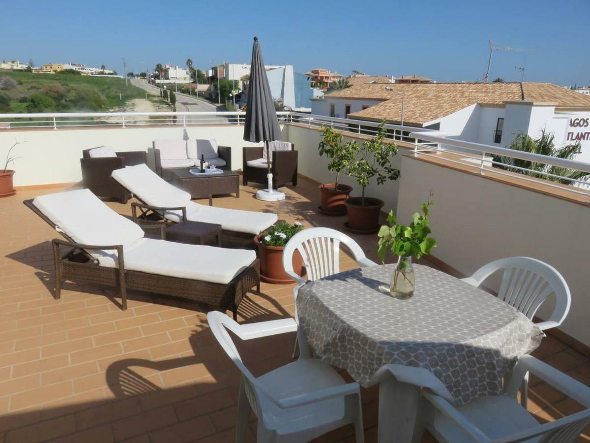 Sweden Apartment - Top Floor One Bedroom With Sea Views - Rs 拉哥斯 外观 照片